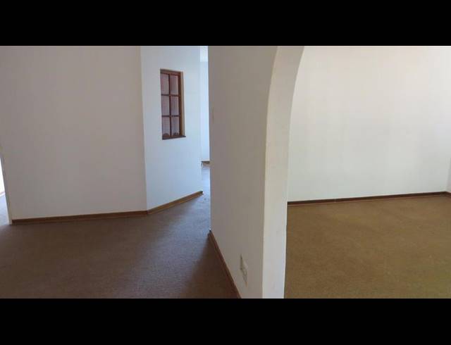 3 BEDROOM PROPERTY TO RENT IN CHROOM PARK